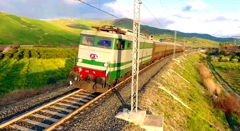 Una Valle dell’Alcantara tutta da “gustare” viaggiando sui treni storici
