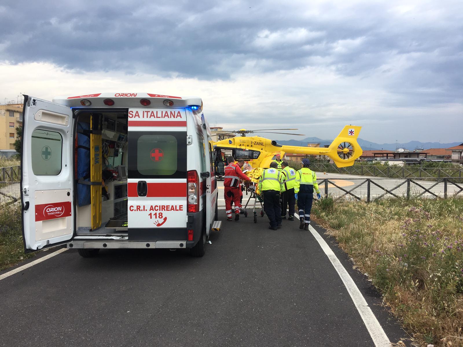 Mascali, 70enne accusa malore. Intervento dell&rsquo;elisoccorso