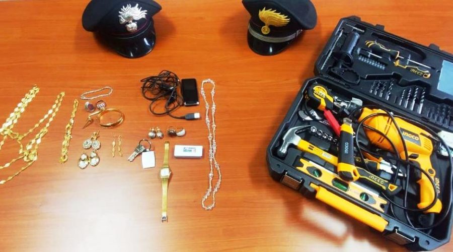 Biancavilla, ladro e imbianchino: attività bipolare