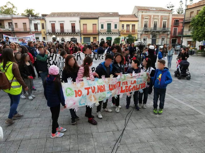 Santa Venerina: marcia, striscioni e video per celebrare l’anniversario della strage di Capaci