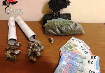 Nascondeva le dosi da piazzare nei rotoloni di carta: pusher in manette a San Cristoforo