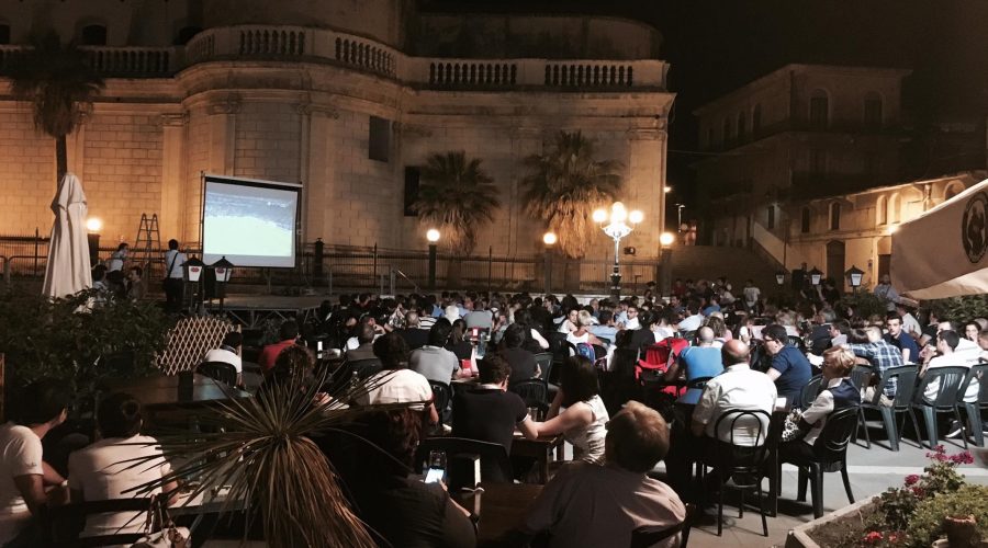 Giarre, Caffè concerto ai nastri di partenza. Ancora senza regole