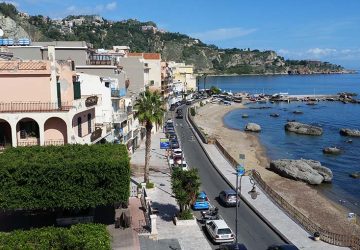 Giardini Naxos:  sindaco chiede istituzione "zona rossa". L'opposizione attacca: "Doveva essere chiesta già 10 giorni fa"