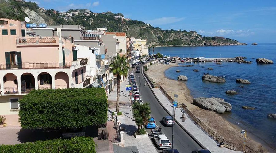 Giardini Naxos:  sindaco chiede istituzione “zona rossa”. L’opposizione attacca: “Doveva essere chiesta già 10 giorni fa”
