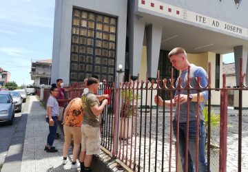 Mascali, i marines di Sigonella riqualificano la ringhiera della chiesa di Carrabba