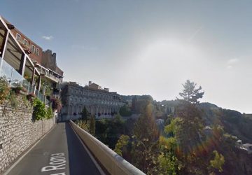 Taormina, scrittore si uccide con un colpo di pistola mentre passeggia in strada