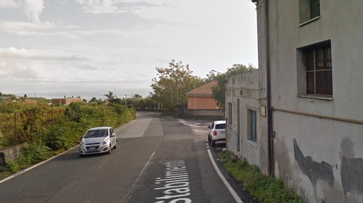 Santa Venerina, rinviata di una settimana la chiusura al transito di via Stabilimenti