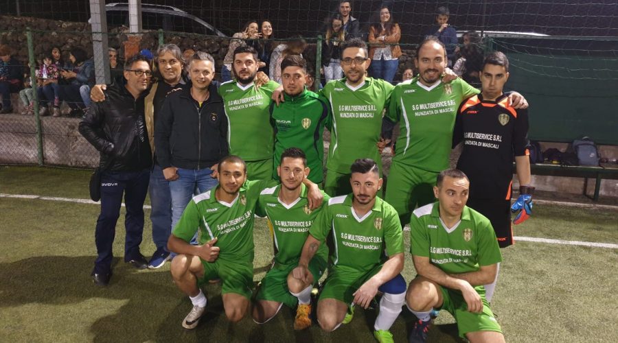 Nunziata di Mascali, la squadra di calcio della parrocchia vince il campionato CSI