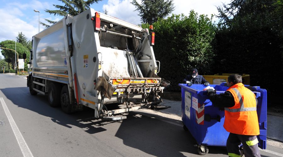 Appalto rifiuti Giarre. La società Igm dopo un anno di ritardi pronta a chiedere i danni
