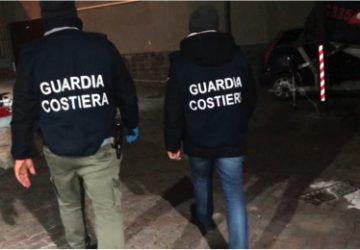 Riposto, sequestrati dalla Guardia Costiera 15 esemplari di tonno rosso