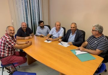 Giarre, tavolo tecnico al Comune con gli operatori food sulla Tari. VIDEO SERVIZIO