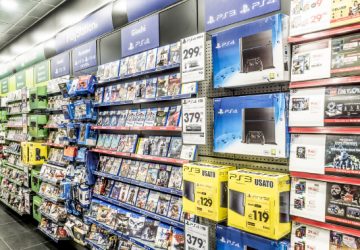 Investire nei videogiochi, la lunga crisi di Gamestop