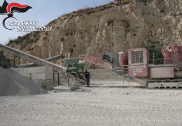 I carabinieri del Noe sequestrano impianto di frantumazione