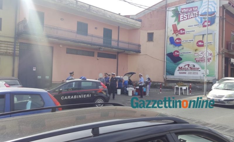 Giarre, nuova operazione congiunta di carabinieri e polizia locale contro l’ambulantato abusivo