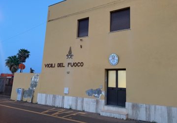 Mascali e Zafferana, a fuoco sterpaglie, intervento dei Vigili del fuoco