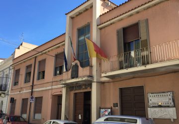 Politica a Calatabiano, Stefano Brianni si dimette da assessore