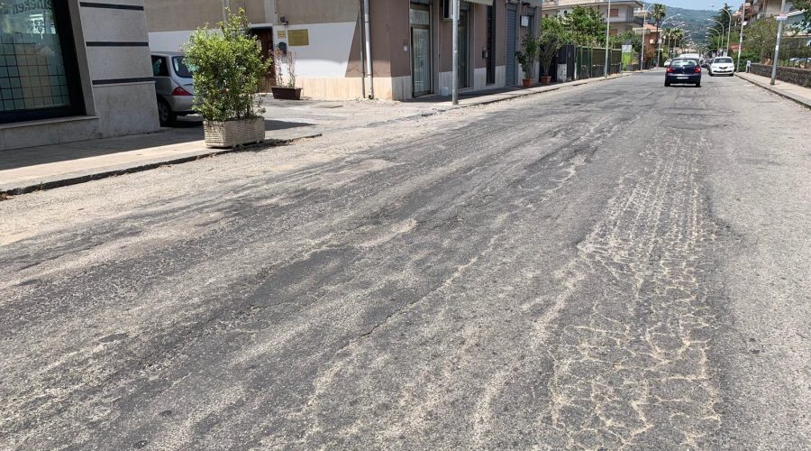 Giarre, la bitumazione di corso Messina slitta a lunedì. Interessato un tratto di circa 100 metri