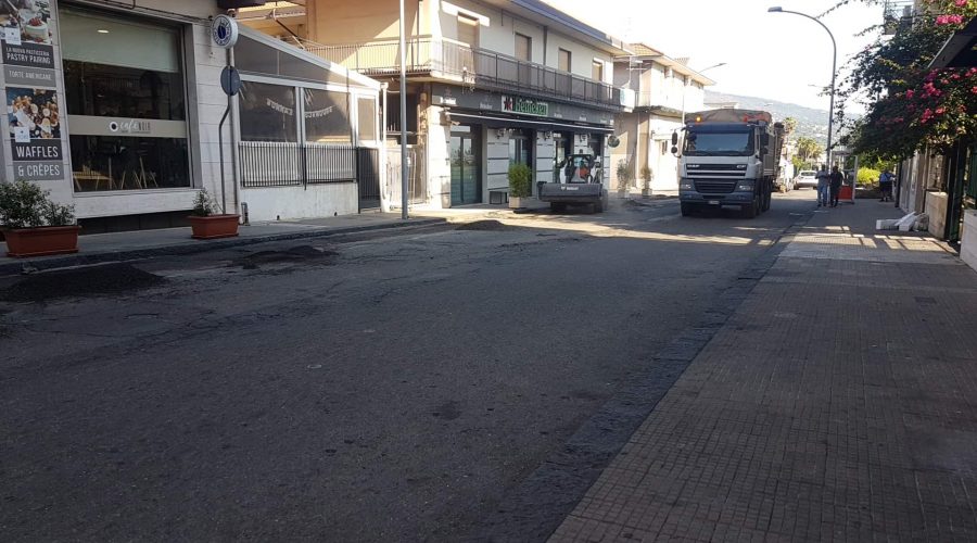 Giarre, al via la bitumazione di un tratto di corso Messina