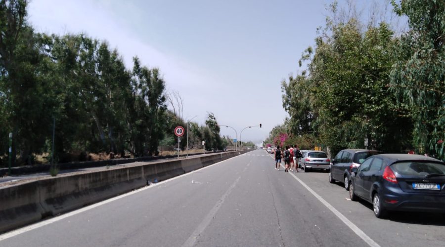 Catania, minorenni fermati subito dopo un furto alla Plaja