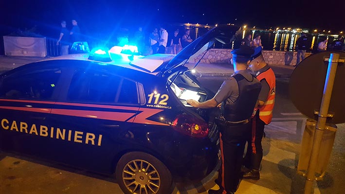 Giardini Naxos: 2 giovani di Fiumefreddo denunciati dai carabinieri