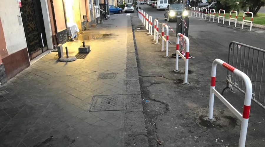 Riposto, archetti dissuasori contro i parcheggi selvaggi. Provvedimento del sindaco Caragliano