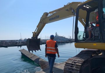 Riposto: alla presenza di Musumeci e Falcone avviati i lavori al primo bacino del porto VIDEO