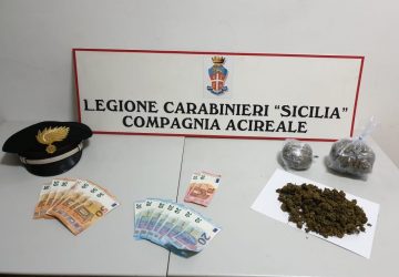 Aci Catena, blitz antidroga in una sala barba: arrestato il titolare