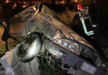 Maletto, grave incidente nella notte. Intervento dei Vigili del fuoco