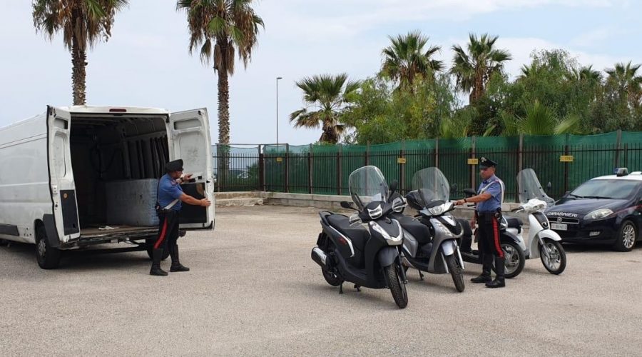 Ladro di scooter bloccato allo svincolo autostradale di Sant’Agata di Militello. Arrestato 27enne catanese