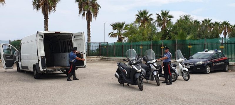 Ladro di scooter bloccato allo svincolo autostradale di Sant’Agata di Militello. Arrestato 27enne catanese