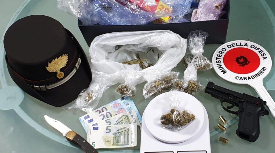 Belpasso, spacciatore nascondeva la droga nella pentola: arrestato