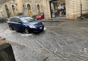 Giarre e il suo territorio fragile. Piove e inesorabilmente si allagano le strade