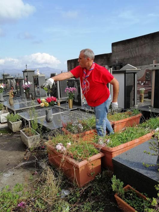 Mascali, interventi di pulizia straordinaria nei due cimiteri