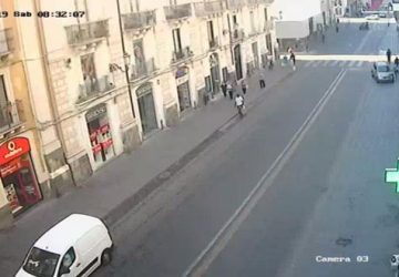 Catania, investe anziano e scappa via: rintracciato e denunciato VIDEO