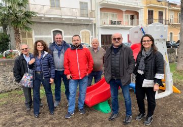 Inaugurata l'area ludica sul lungomare di Torre Archirafi