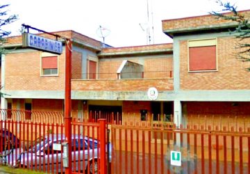 Castiglione di Sicilia: un'altra serrata per invocare il ritorno in paese dei carabinieri