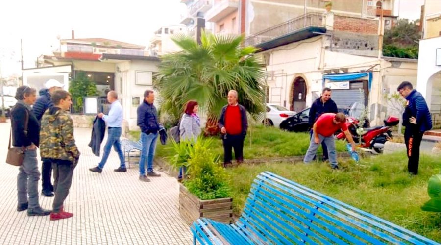 “Alberi per il Futuro” a Giardini Naxos: due nuove piante di ulivo sul lungomare