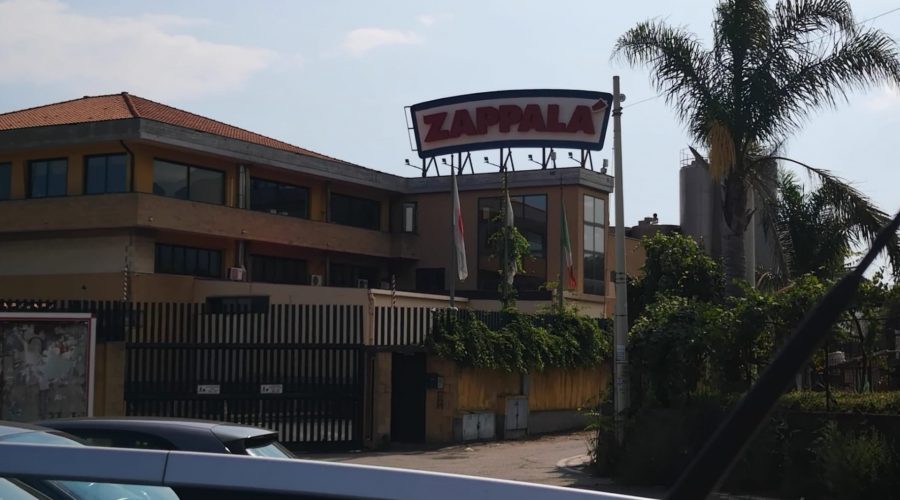 Zafferana, truffa dell’accollo tributario: sequestrati beni per 3,5 mln al caseificio Zappalà