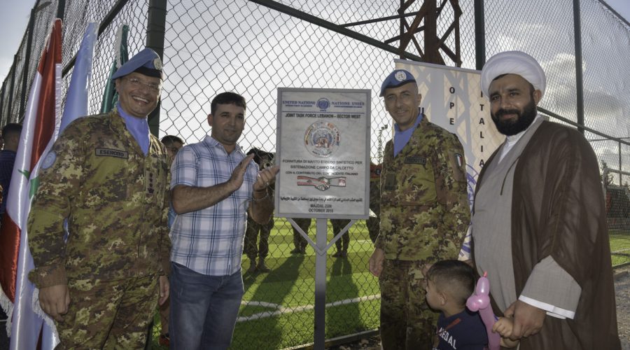 La Brigata Aosta in Libano riceve le chiavi della città di Majda Zun