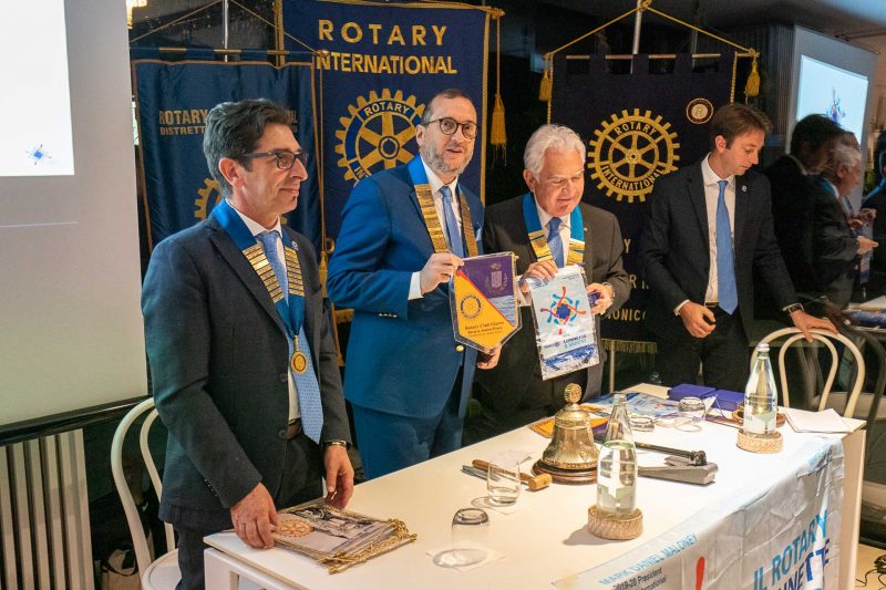 Il governatore del Rotary visita i club di Giarre e di Randazzo