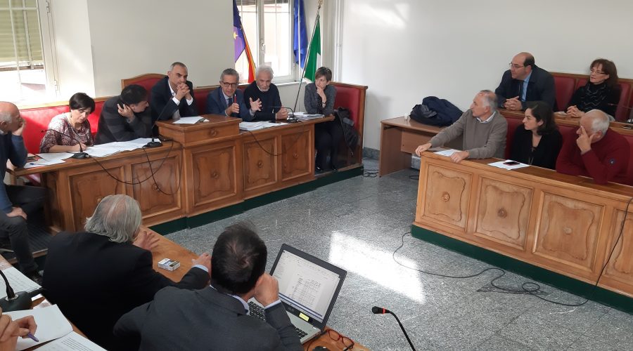 Immobile contaminato a Bronte: dopo le clamorose proteste si cerca una soluzione rapida