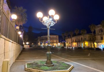 Giarre, attivo il relamping anche in piazza Duomo