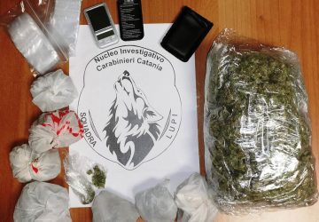 Catania, zio e nipote gestivano spaccio in "famiglia"