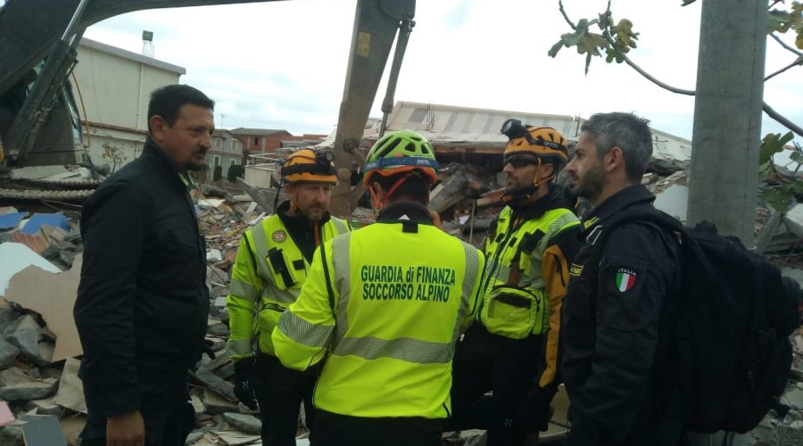 I finanzieri del Soccorso Alpino di Nicolosi nel teatro operativo dell’Albania colpita duramente da un terremoto