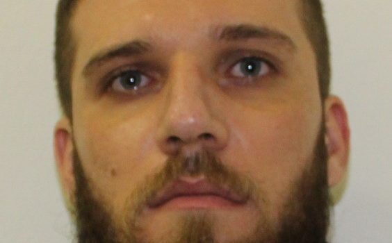 Catania, blitz della polizia: smantellato lo spaccio al “Tondicello”. In manette anche l’ex calciatore La Torre NOMI FOTO VIDEO