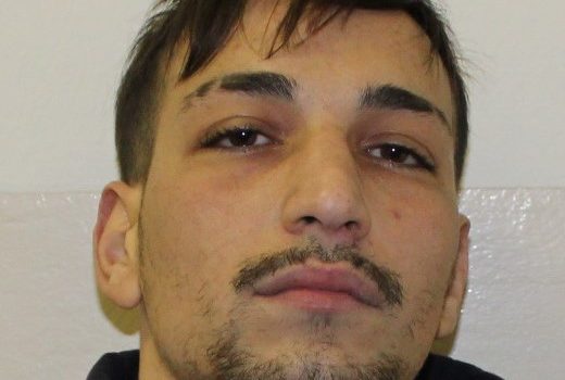 Catania, blitz della polizia: smantellato lo spaccio al “Tondicello”. In manette anche l’ex calciatore La Torre NOMI FOTO VIDEO