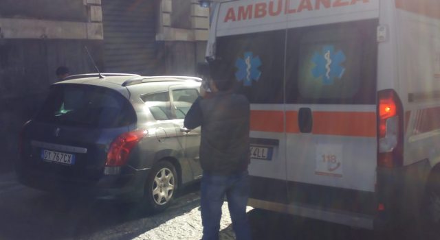 Area Jonica, danni del forte vento in diversi Comuni. Ad Acireale un commerciante è rimasto ferito FOTO VIDEO