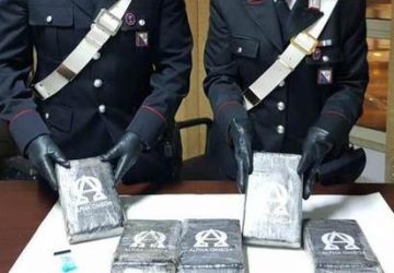 Beccati con 5 kg di cocaina: in manette due acesi