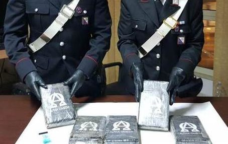 Beccati con 5 kg di cocaina: in manette due acesi