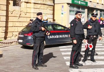 Caltagirone, droga in saldo e pusher in manette